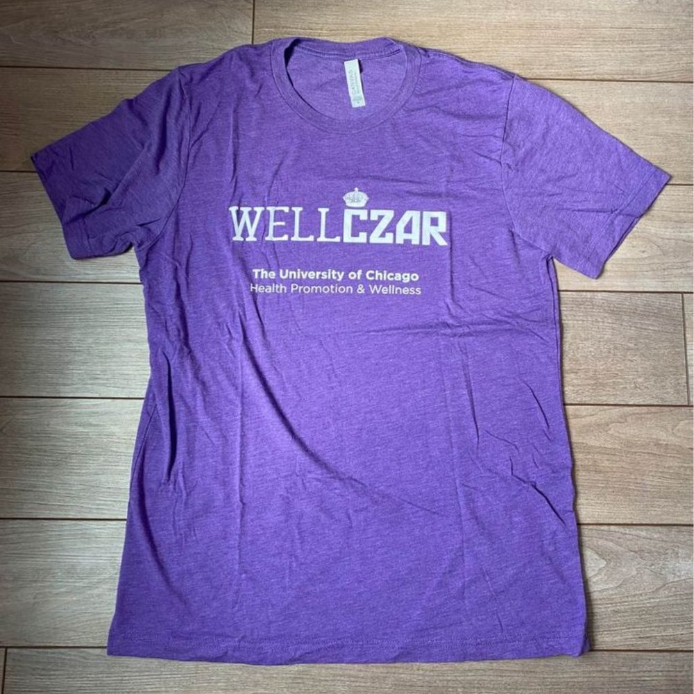 University of Chicago Wellness Czar Tee Size M